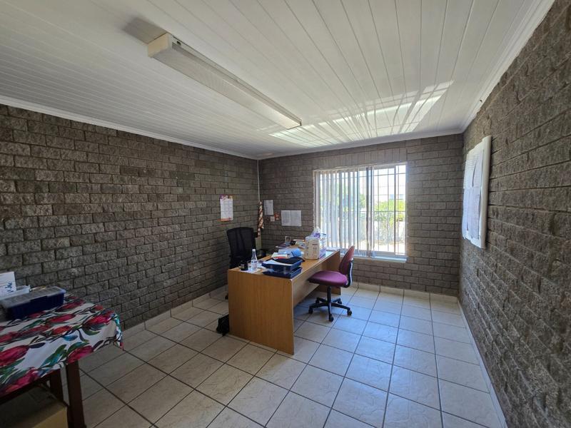 To Let commercial Property for Rent in Okavango Park Western Cape